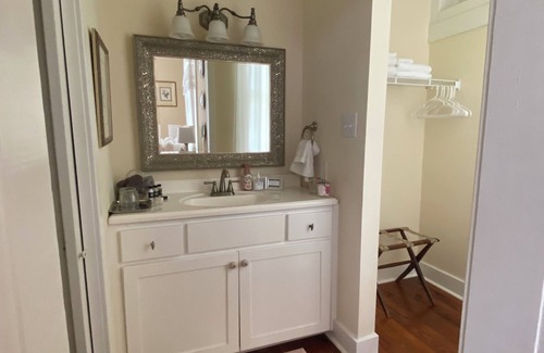 Natchez Bed & Breakfast | The King's Daughters Bed and Breakfast