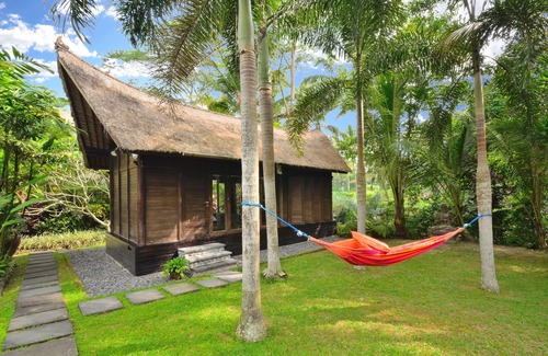 Melayang Villa | THE KINGFISHER at Jendela di Bali | A Romantic Retreat in the Hills near UBUD