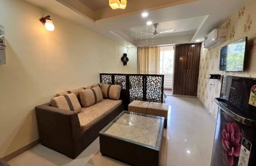 Bullawala Condo | The Kingston 306