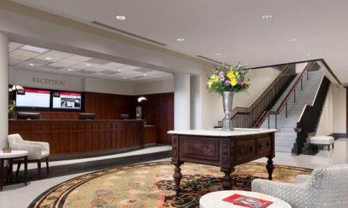 University City Hotel | The Knight Center at Washington University
