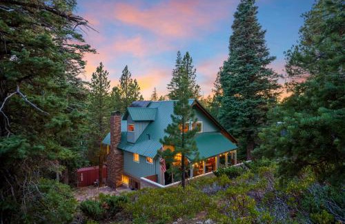 Duck Creek Village Ski Chalet | The Knotty Pine