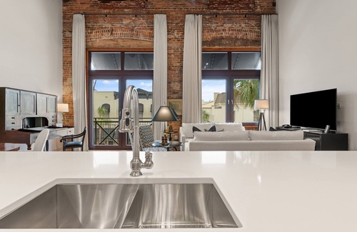 Brunswick Hotel | The Kress Brunswick