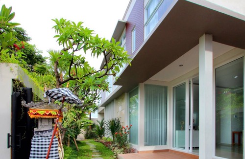 Sunset Road House | The Kuta Mansion - Adult Only