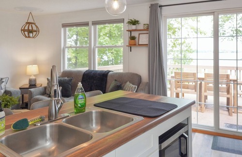 Alexandria House | The Lake House at Darling Shores