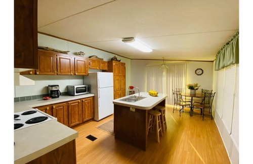 Graford House | The Lake House at PK