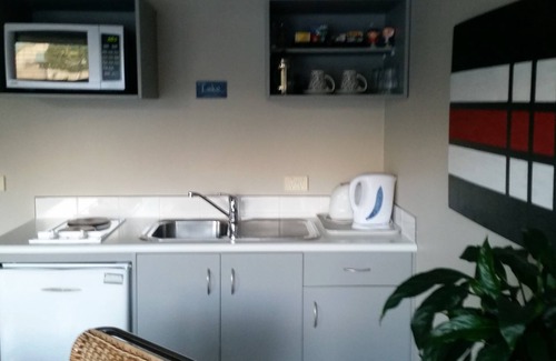 Taupo Hotel | The Lake Motel