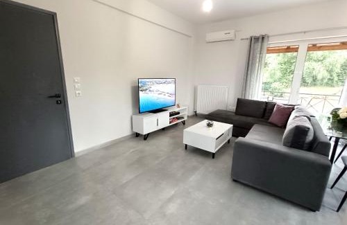 Agios Ioannis Apartment | The lake project