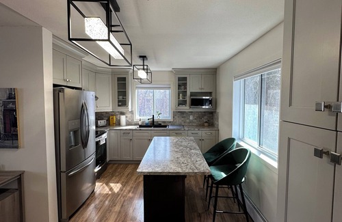 Little Bullhead House | The Lake Villa (family-friendly or pet-friendly).