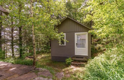 Algonquin Highlands Ski Chalet | The Lakehouse