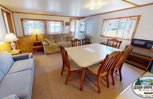 Brier Hill Cabin | The Lakeview at Cedar Grove Camps
