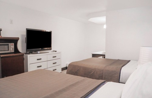 Ronks Hotel | The Lancaster Motel By OYO Ronks near Paradise