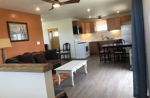 Lander Apartment | The Lander Roost: Your Basecamp to Adventure