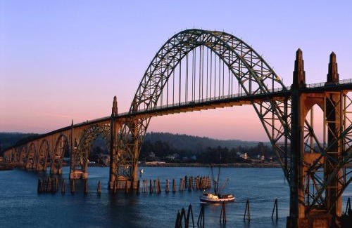 Historic Bayfront Hotel | The Landing at Newport Condominium Hotel