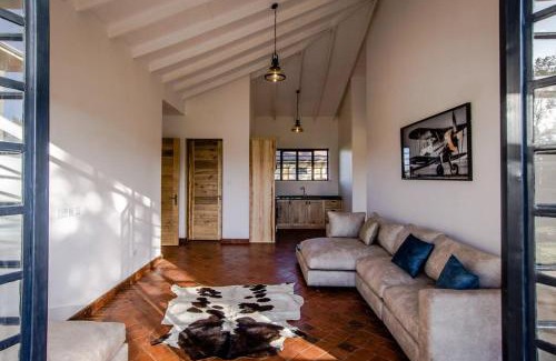 Nanyuki Ski Chalet | The Landing Nanyuki - One Bedroom Guest house