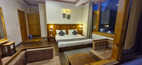 Naggar Hotel | THE LANDSBY COTTAGES