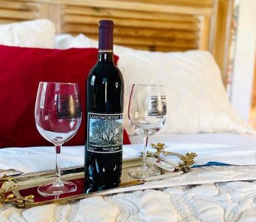 Westerly Bed & Breakfast | The Langworthy Inn & Winery