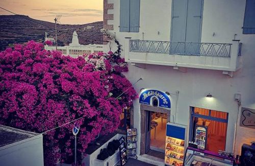 Kithira Apartment | The large bougainvillea house