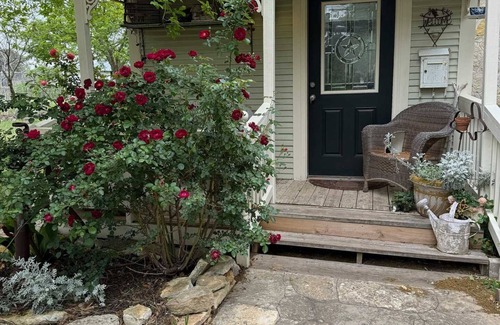 Bandera Cottage | The Last Outpost - Sophie's Cottage