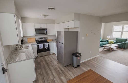 Martinsburg Apartment | The Lazy Lizard- 2 bedroom apartment