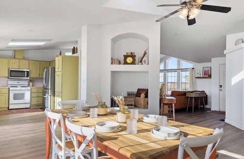 Joshua Tree House | The Leaning Joshua