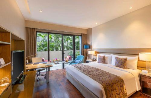Delhi Hotel | The Leela Ambience Convention Hotel Delhi