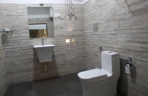 Sungava Hotel | The Leenor Regency