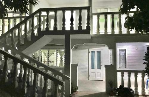 Nuku'alofa House | The Lighthouse Studio Appartments