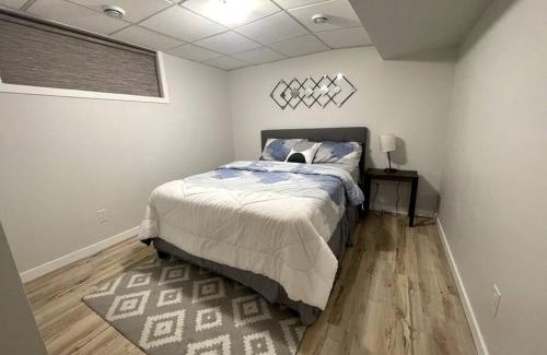 Winnipeg House | The Lighthouse Suite A Modern 2 Bedrooms Haven