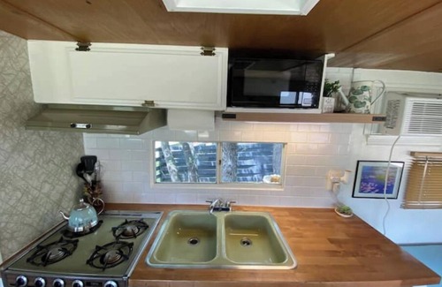 Barton Creek Lakeside House | The Lillipad A Lovel Vintage Camper