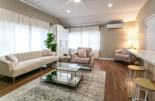 Sylvan Beach Apartment | The Lilly Pad-Luxury in Sylvan Beach