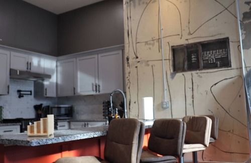 Downtown Toledo Apartment | The Limitless Loft