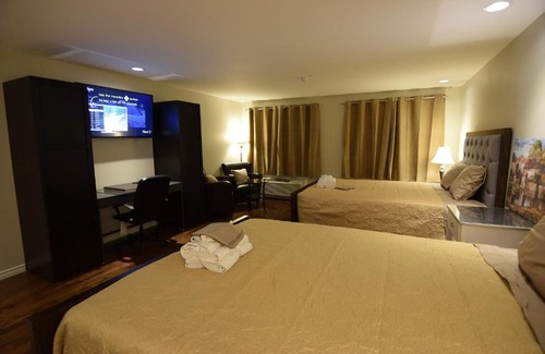 Chetwynd Hotel | The Lion Inn & Suites