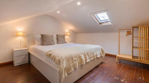 Santa Engracia Apartment | The Lisbon Serenity Apartment by LovelyStay