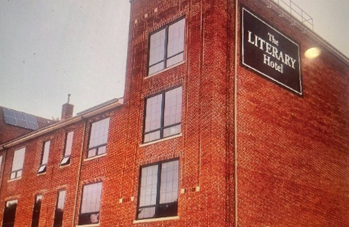 Solon Hotel | The Literary Hotel