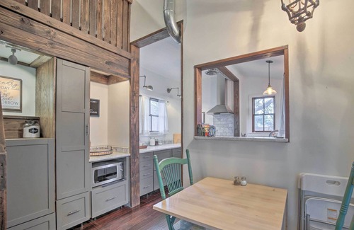 Castroville Cottage | The Little Alsatian House: 18 Miles to San Antonio