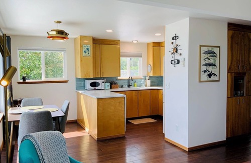 Clinton House | The Little Blue Whale Watcher on Whidbey Island