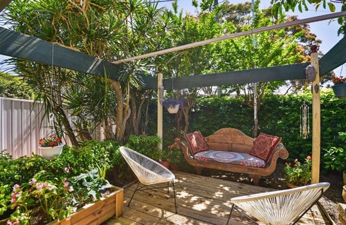 Bateau Bay House | The Little Buddha Retreat