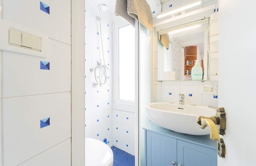 Riva Trigoso Apartment | The Little House by the Sea