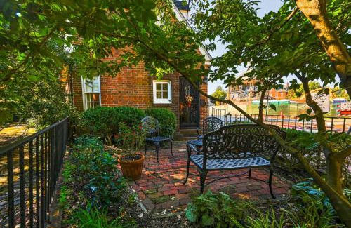 Historic District House | The Little House