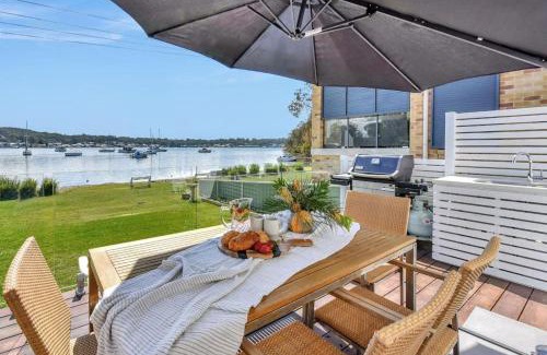 Rathmines House | The Little Lake House Waterfront Escape