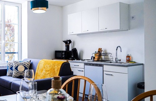 Chateauroux Apartment | The Little Sailor - Cozy - Wireless - Near Downtown