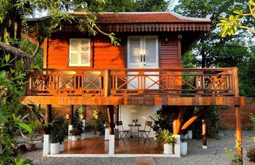 Banteay Srei House | The Little Vegan Homestay