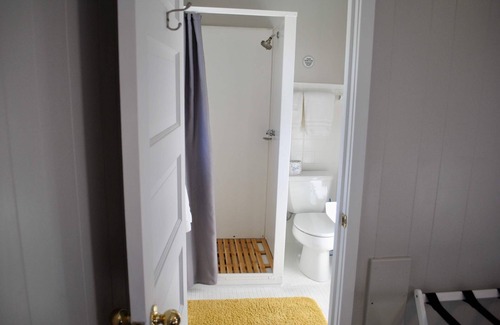 Mount Horeb Apartment | THE LITTLE VILLAGE , 2 Full Beds 107