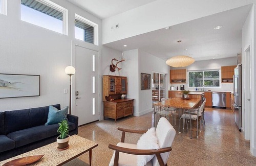 Fayetteville House | The Local - 2 Blocks to Downtown Fay
