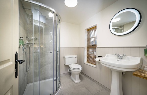Lewiston Hotel | The Loch Ness Inn