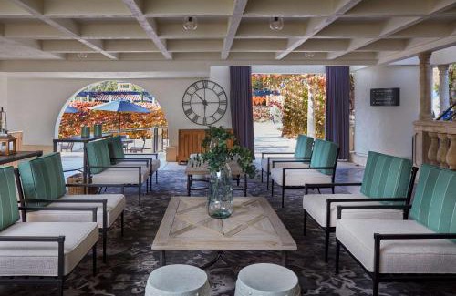 Healdsburg Hotel | The Lodge at Healdsburg, Tapestry Collection by Hilton