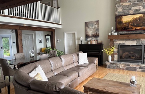 Quinte West House | The Lodge at Richardson Point
