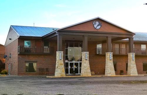 Russell Hotel | The Lodge at Russell - Russell Inn
