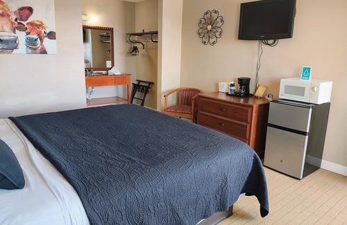Russell Hotel | The Lodge at Russell