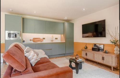 Heaton Norris Apartment | The Lodge Heaton Moor